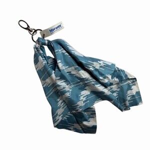 Norwex Optic Lens Cleaning Cloth Keychain Blue/White Pattern Clip-On